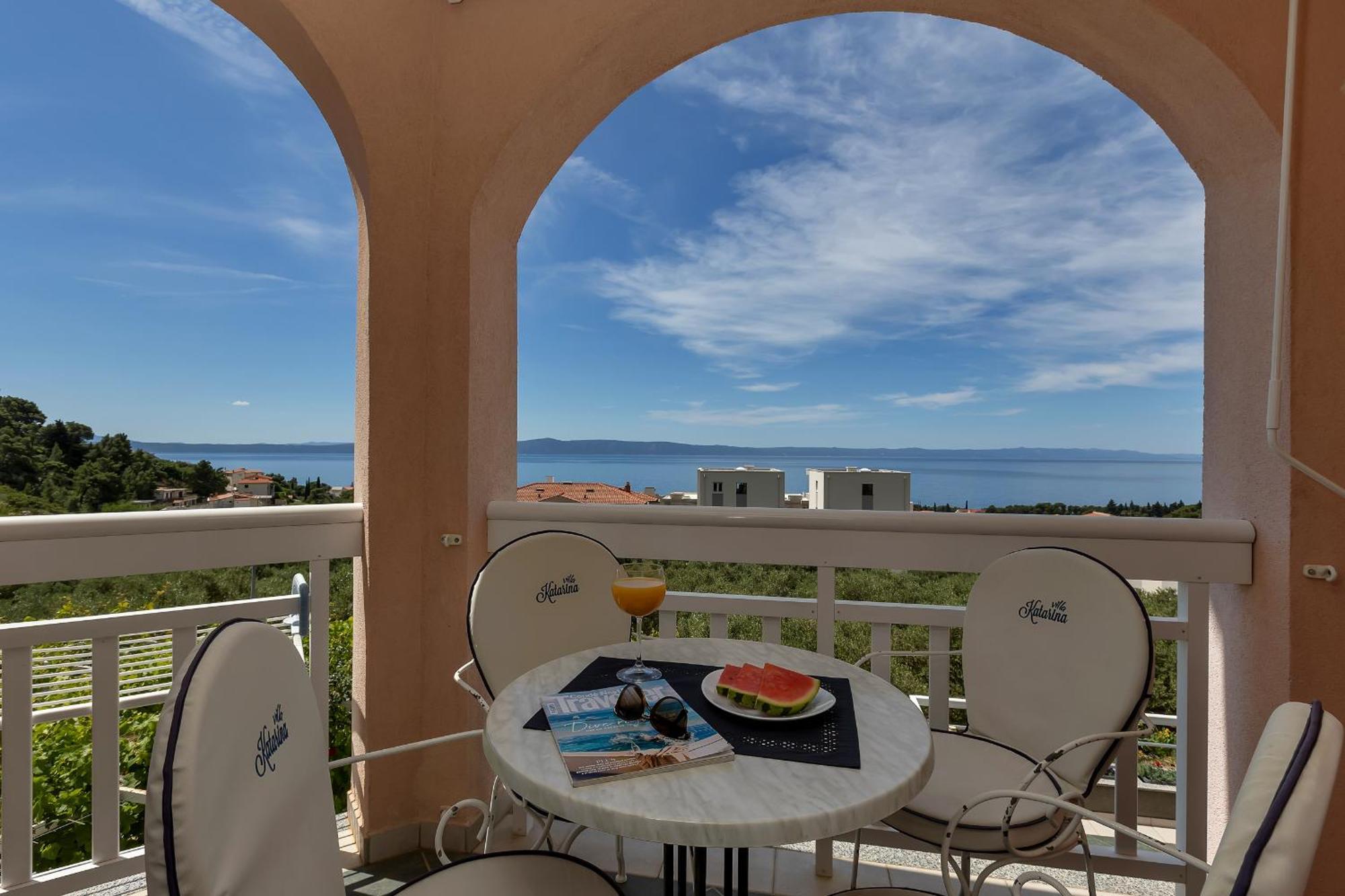 Apartments Villa Katarina Тучепи Екстер'єр фото