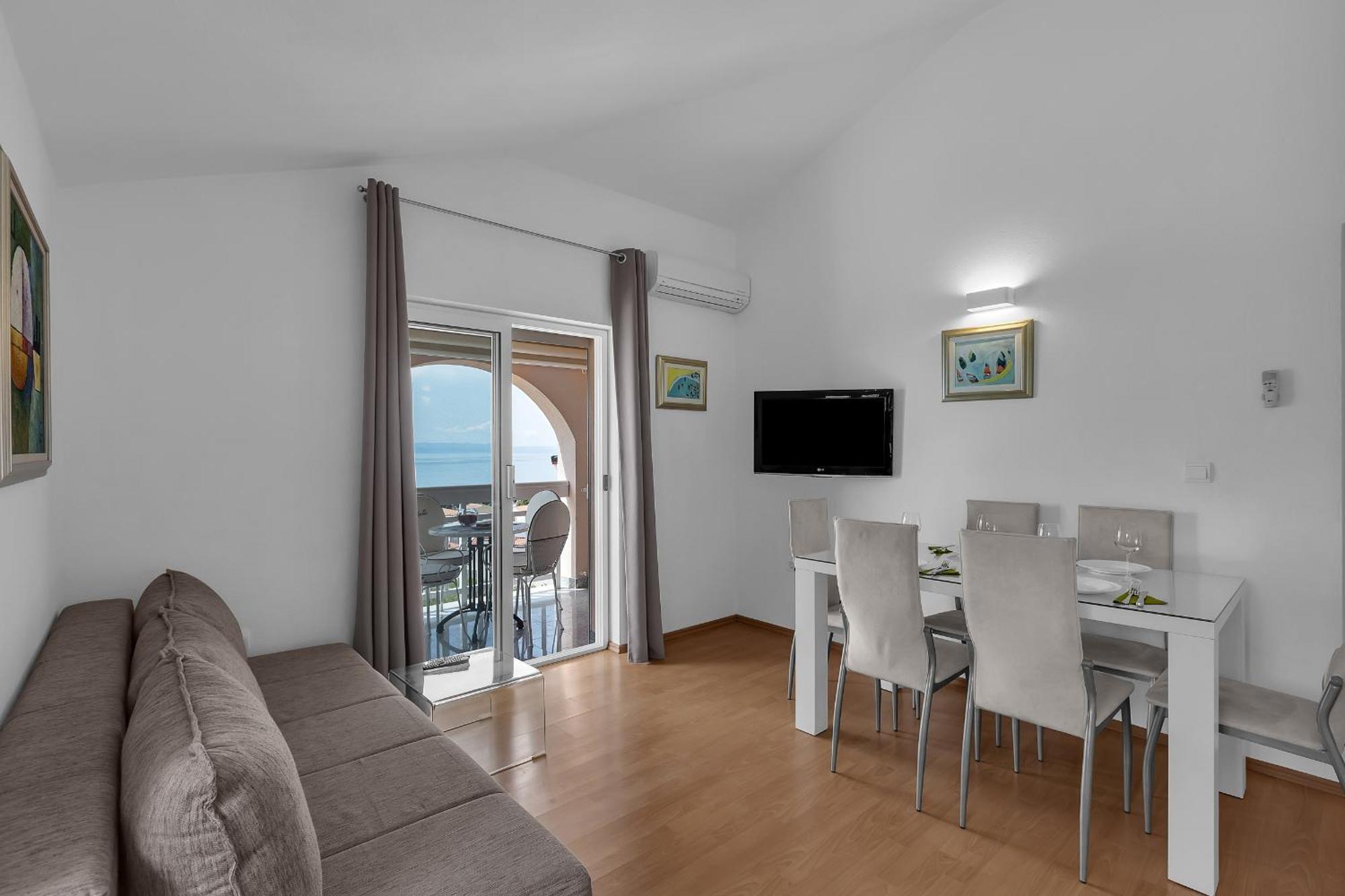 Apartments Villa Katarina Тучепи Екстер'єр фото
