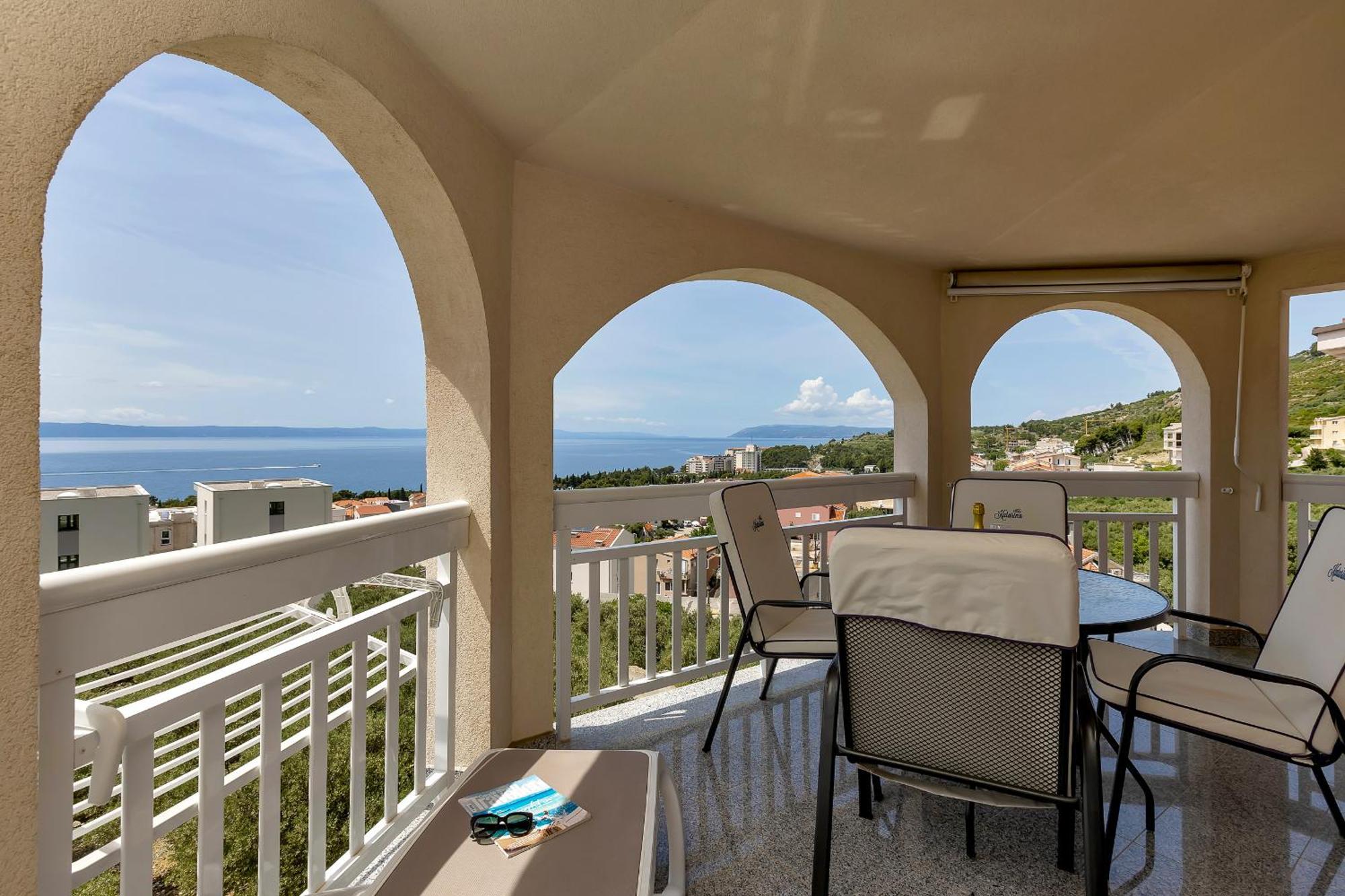 Apartments Villa Katarina Тучепи Екстер'єр фото